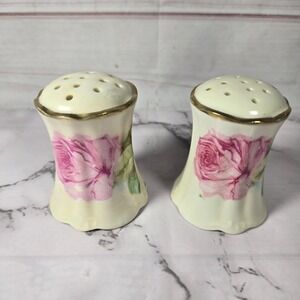 Vintage Royal Austria Salt Pepper Shakers Floral Roses Gold Trim‎ Set